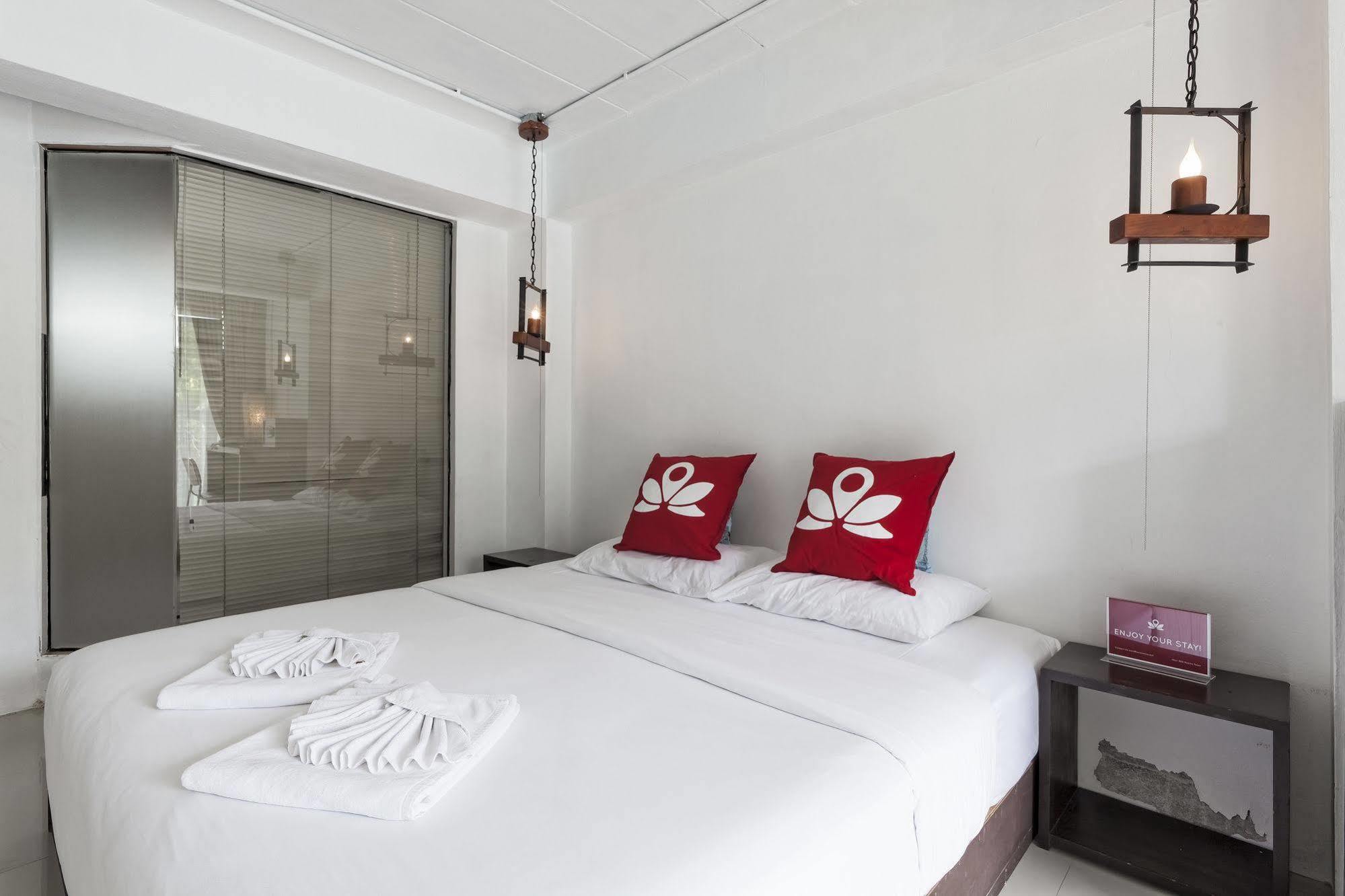 Zen Rooms Basic Nanai Phuket Patong Exterior foto